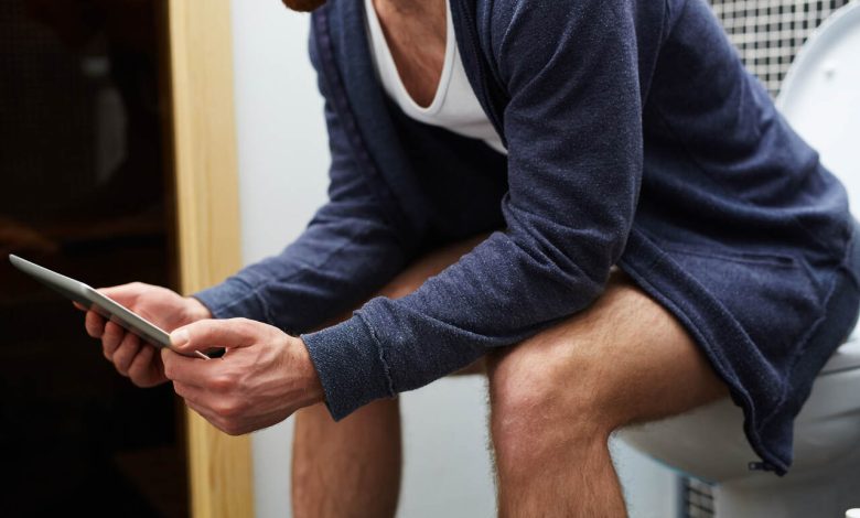 Homens devem fazer xixi sentado. Mito ou verdade?